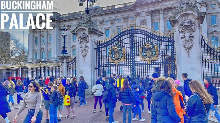 London City Tourist Walk Tour 2022 | 4K HDR Virtual Walking Tour around the City | Buckingham Palace