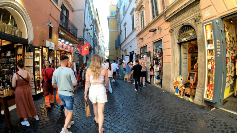 Piazza Barberini to Piccolo Buco Rome Italy | A walk around the BEAUTIFUL streets